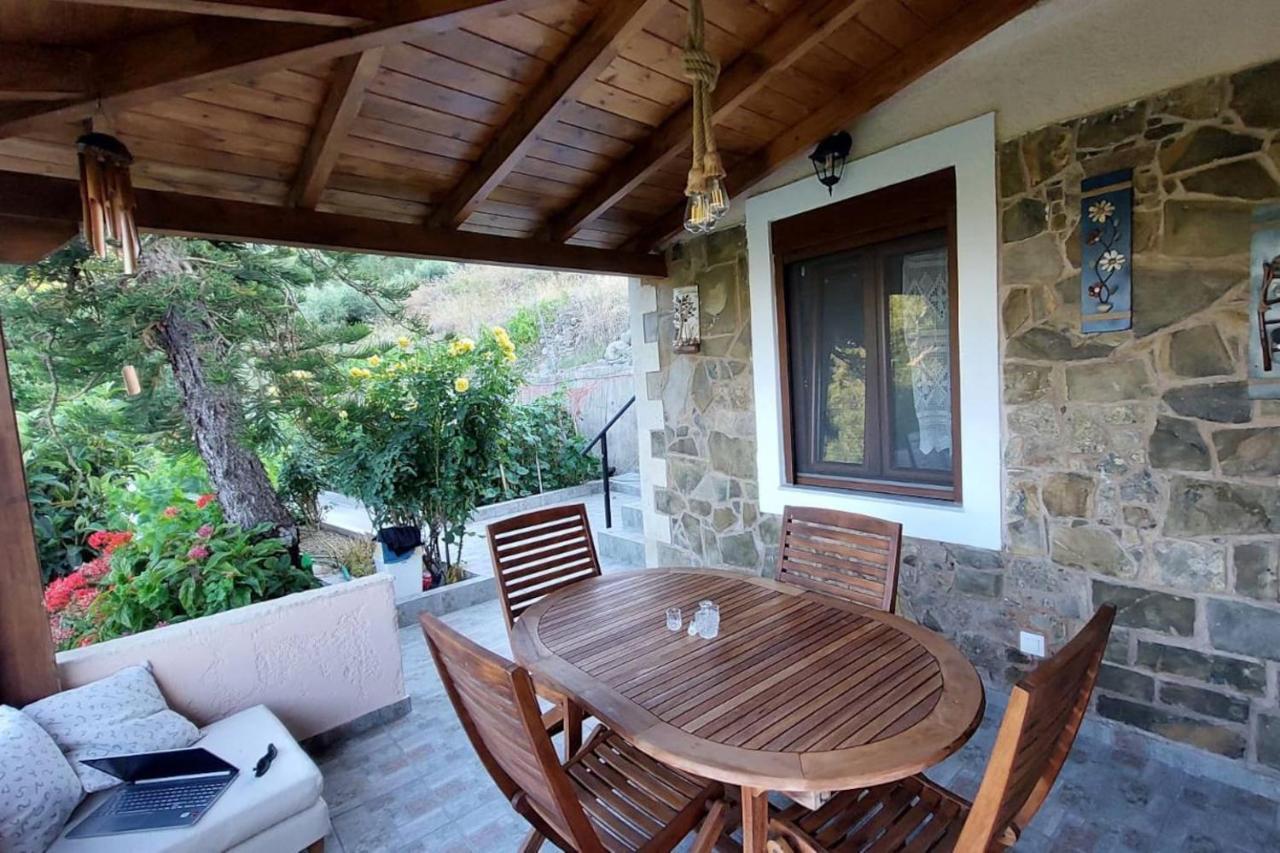 The Garden House, Sitia Apartment ภายนอก รูปภาพ